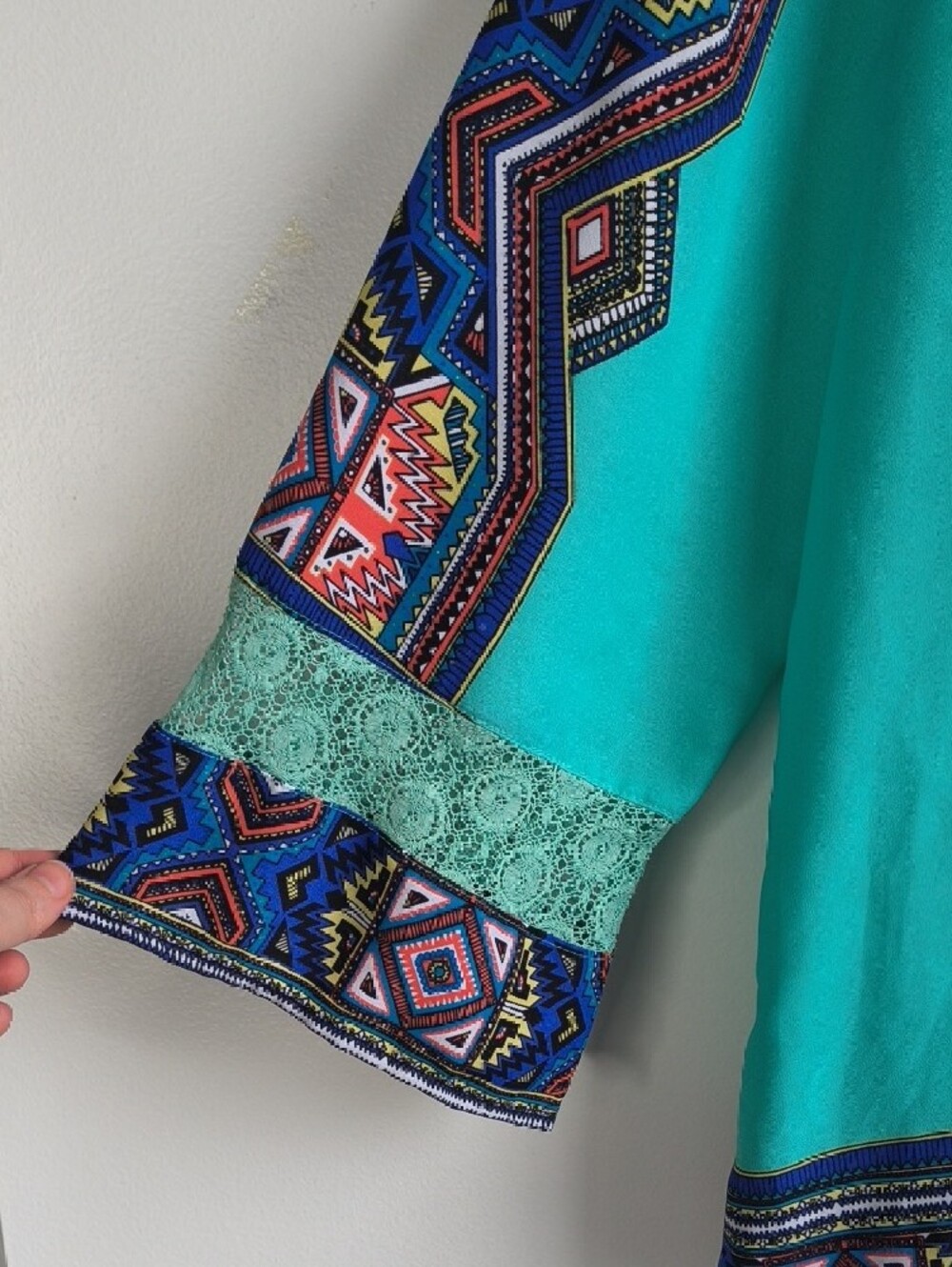 Valerie Stevens Turquoise Geometric V-Neck Tunic - Picture 2 of 5